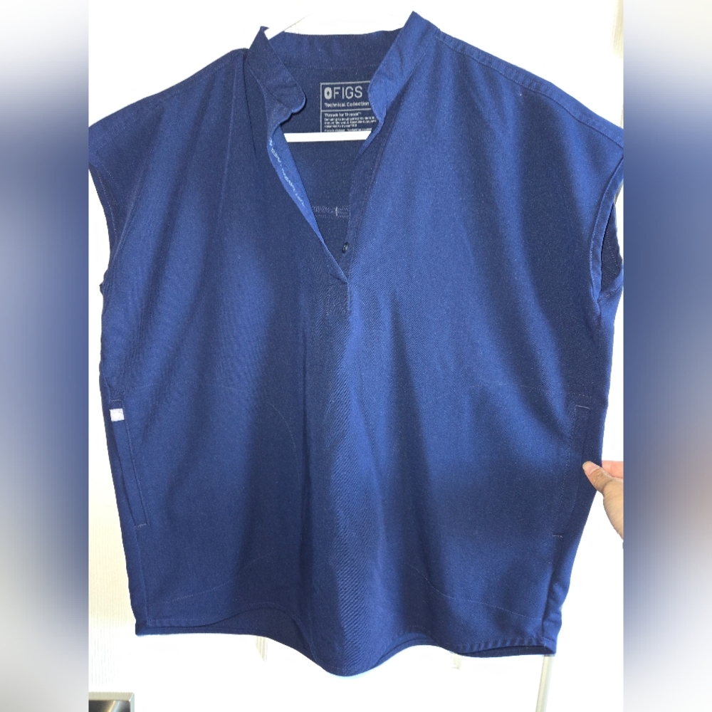 Figs Rafaela Oversized Scrub Top